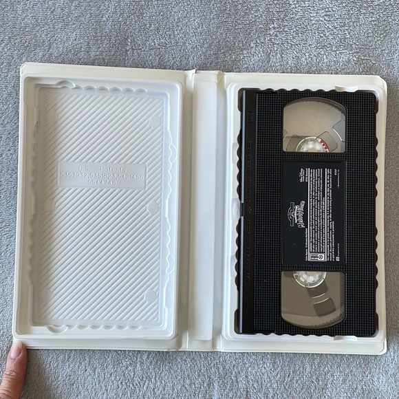 Walt Disney’s Melody Time VHS Fully Restored Masterpiece Collection. - Picture 2 of 6